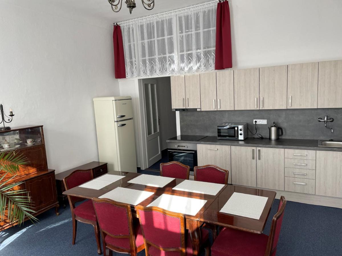 Apartman Netolice 207 Deluxe 外观 照片